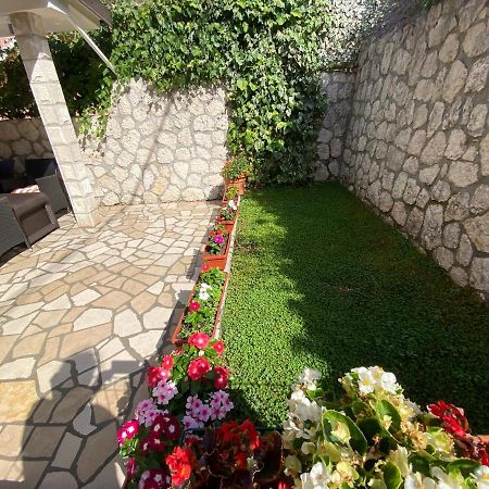 Momentera Apartments Kotor Dış mekan fotoğraf