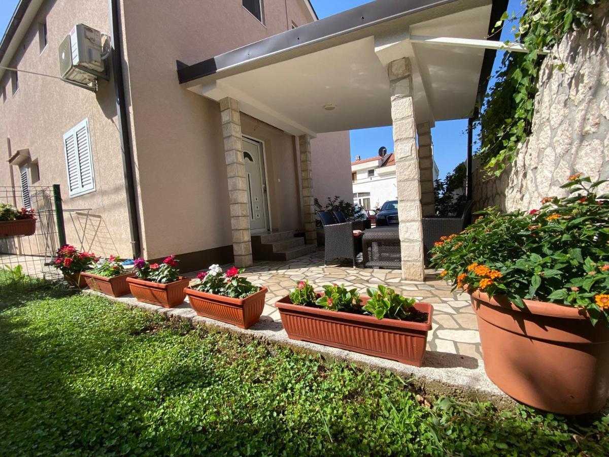 Momentera Apartments Kotor Dış mekan fotoğraf