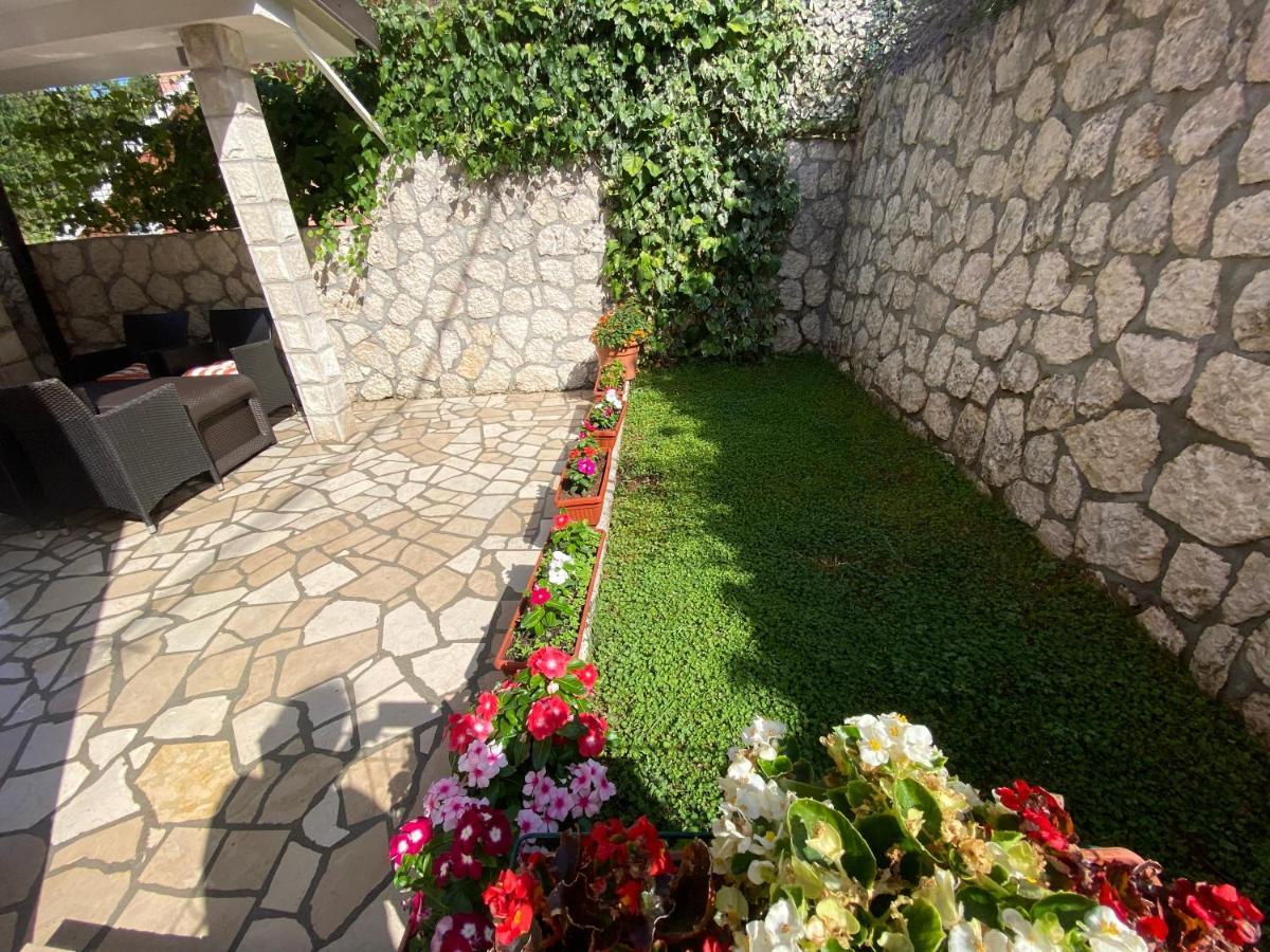 Momentera Apartments Kotor Dış mekan fotoğraf